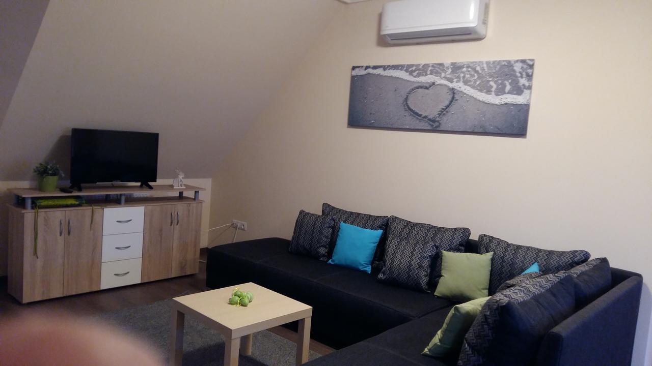 Tahiti Apartman Hajdúszoboszló المظهر الخارجي الصورة